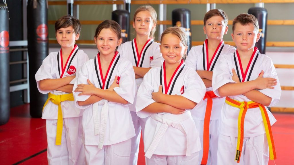 Como Mugendo Eixample destaca entre otras escuelas de artes marciales en Barcelona